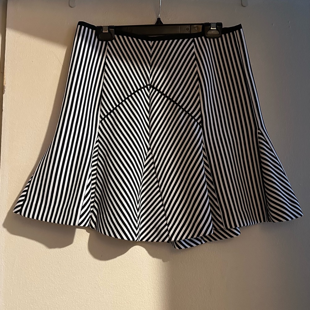 Banana Republic Black and White Striped Garment size 10 P